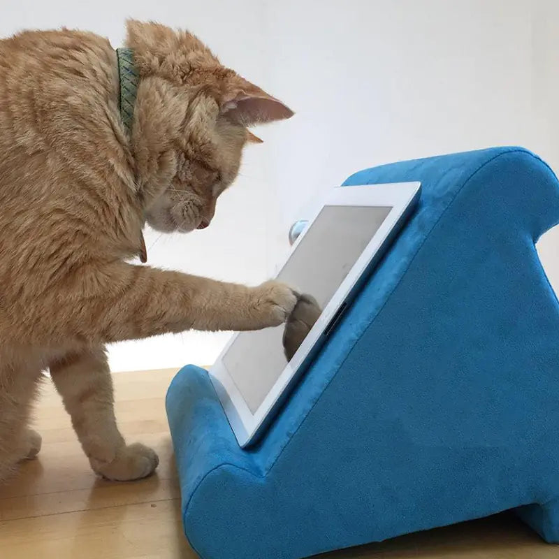 Pillow Pad Soft Stand for iPad and Smartphones